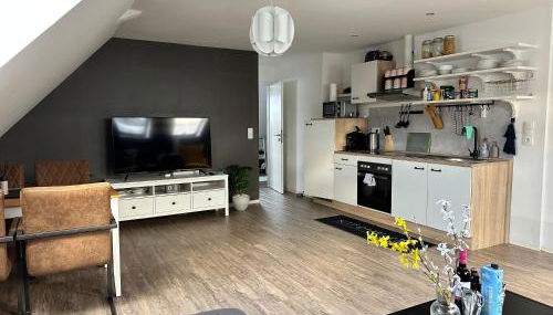 Cozy 55 M² Top Floor Apartment - Foto 3