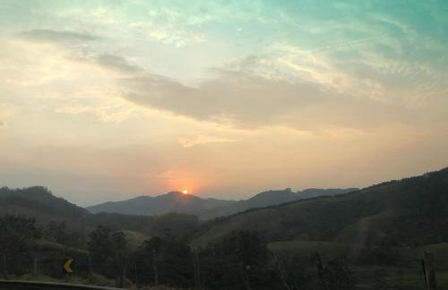 Chalé Bem-te-vi Vista espetacular da Serra da Mantiqueira - Foto 59