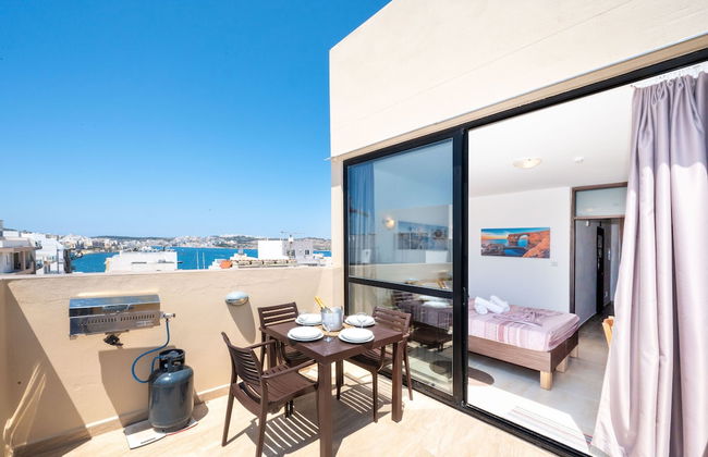Sea Bliss Penthouse with two terraces enjoying side seaviews by Gatewaysmalta - Foto 14