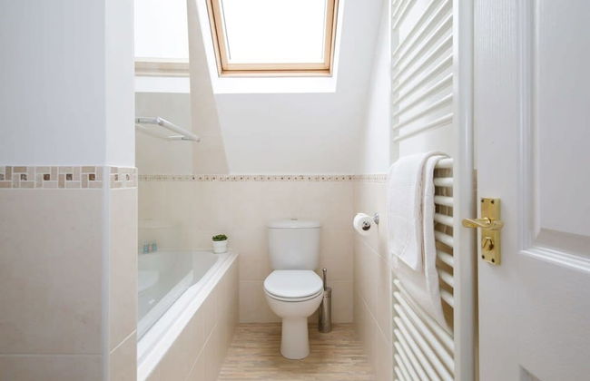 Modern Stylish Seaside Family Home - Foto 47