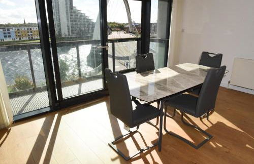 Glasgow Hydro Apt with Great Views - Foto 30