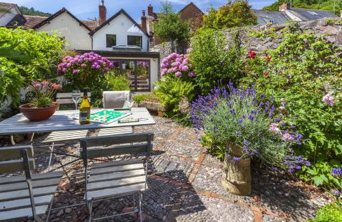 Pebble Cottage Dunster - Photo 15