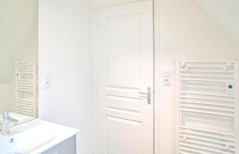 Gorgeous Home In Ussel With Wifi - Foto 25