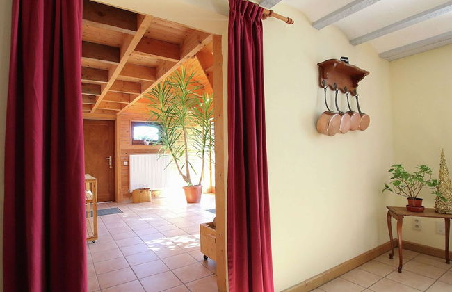 Former Farmhouse in Adorned Village - Foto 2