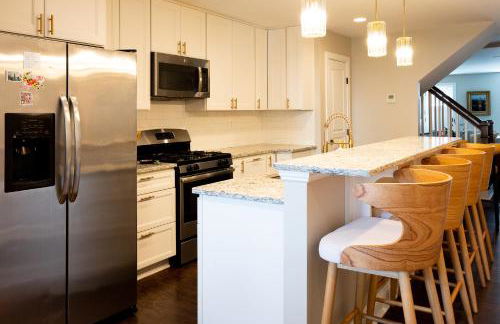 Luxury Federal Hill Home with Rooftop & 4 Parking Spots - Foto 3