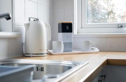 Beachside Stay - 4 mins walk - Free Parking - Photo 6