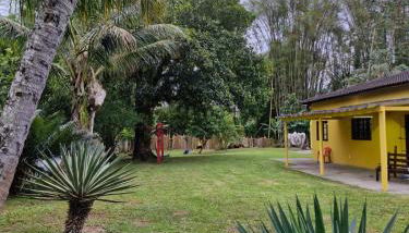 Casa Amarela, 3 Quartos , 15 camas, Acesso rápido às praias - Foto 1, Garden