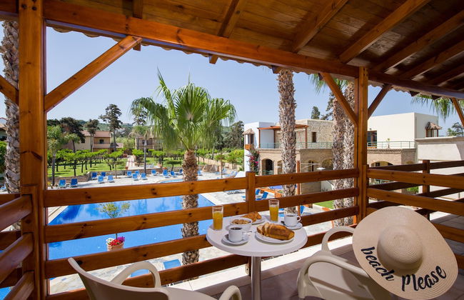 Omega Platanias - Foto 34