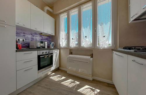 Perfect Spot with WiFi & AC by Host Hero - Foto 13