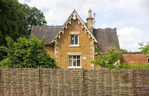Gate Lodge - Sleeps 4 - Near Belvoir Castle - Foto 18
