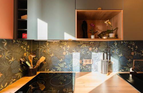 Luna - Cosy Appartement 50m2 - Place Parking Privé -Ascenseur - Position Centrale Gare - Pompidou - Nouvelle Ville - 2 à 4 Personnes - Foto 15