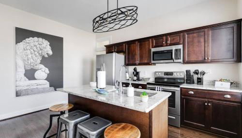 Modern, Convenient Gem: Urban Retreat 'n Richmond - Foto 2, stove, dishwasher, pet friendly, toaster, minibar