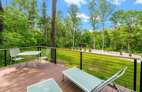 Cute Riverside Cabin w Hot Tub Fire Pit & Kayaks - Foto 19