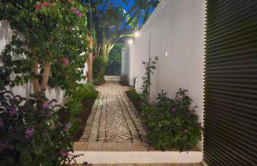 Vila Golfinho, with heated pool, rooftop lounge and ocean views - Foto 53