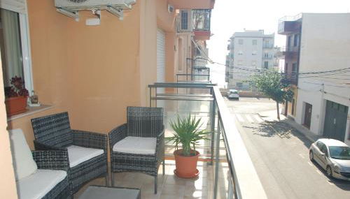 Apartamento Salvador Espriu - Photo 1