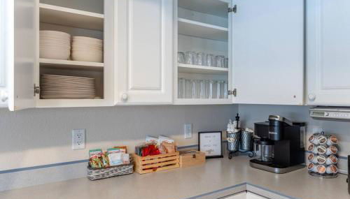 Edgewater Paradise HotTub Private Dock & Game Room - Foto 5