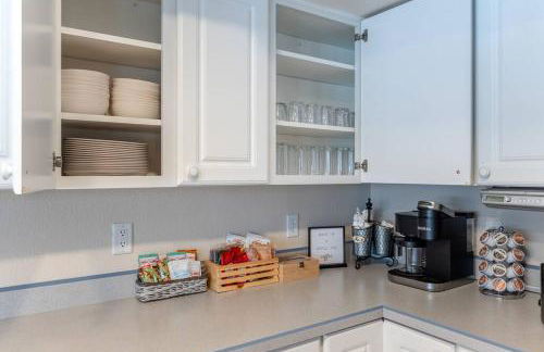 Edgewater Paradise HotTub Private Dock & Game Room - Foto 5