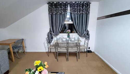 *F1*5GH* Setup for your most relaxed & amazing stay + Free Parking + Free Fast WiFi * - Foto 4