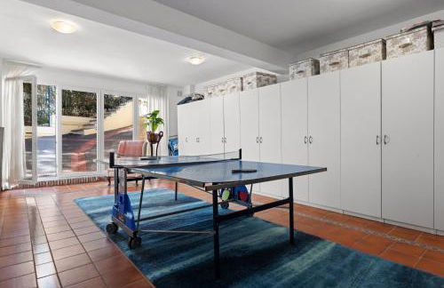 Infinity pool mansion by Costarentals - Ref 85 - Photo 12