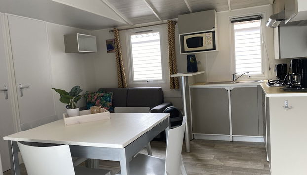 Chalet Near Antwerp With Pool Access - Photo 5, Salle de séjour