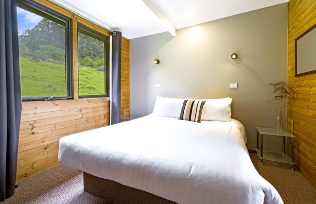 Mole Creek Cabins - Photo 7