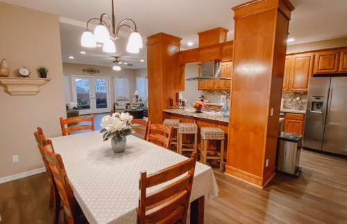 Steps to the Beach! Rooftop Deck! Firepit & BBQ! - Photo 5