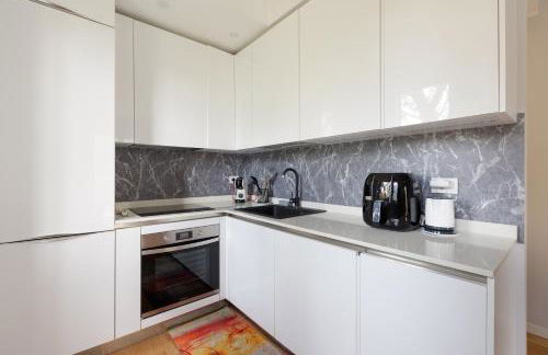 GuestHost - Cimiano M2 Balcony Apartment - Foto 6