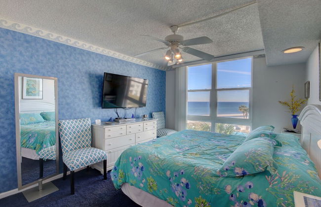 345 El Matador 1 Bedroom Condo by RedAwning - Photo 3