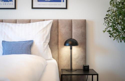 BLU APARTMENT -modern interior design in city centre- close to HBF & Uni - Foto 6