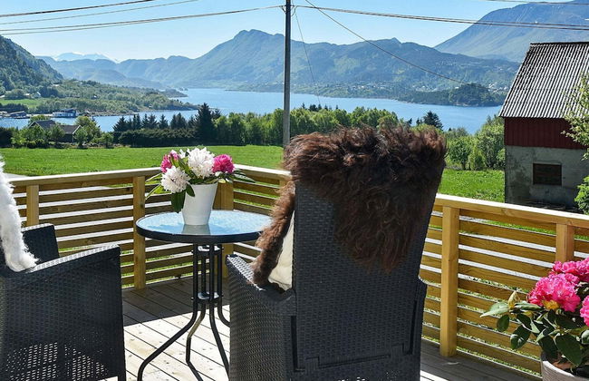 4 Person Holiday Home in Brattvag - Foto 1