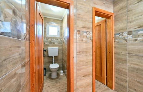 2 Bedroom Cozy Home In Gornja Ploscica - Foto 35