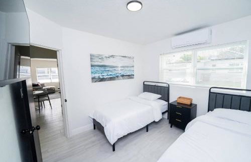 Close to the Action, Peaceful When You Return - Foto 34