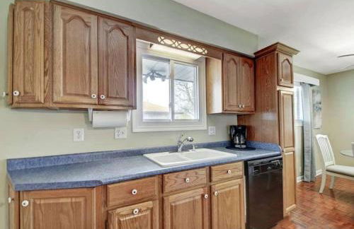 Spacious 4BR Near Convention Center-Family Friendly - Foto 9