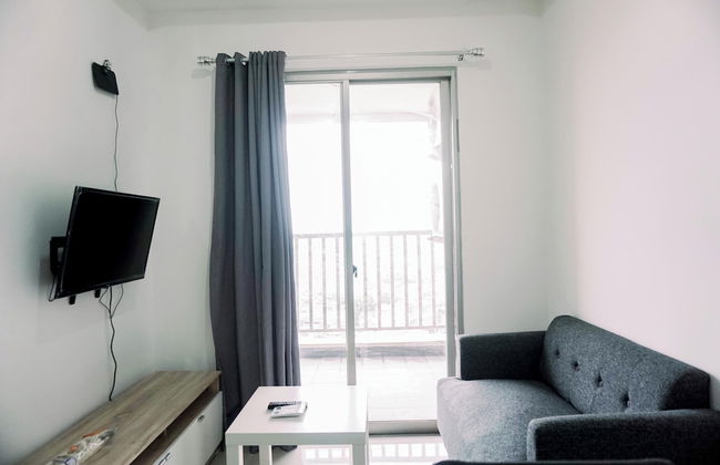 Comfort And Homey 2Br Belmont Residence Puri Apartment - Foto 13