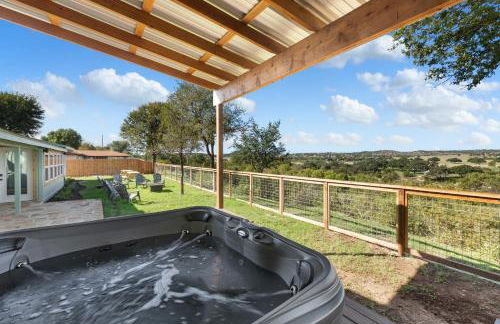 Guadalupe Bluff Farmhouse - Foto 26