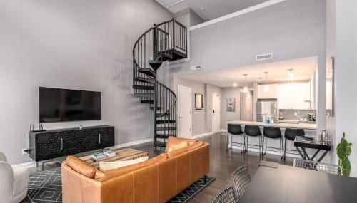 Soaring 2-Bedroom Parkside Loft Walkable to it All - Foto 5