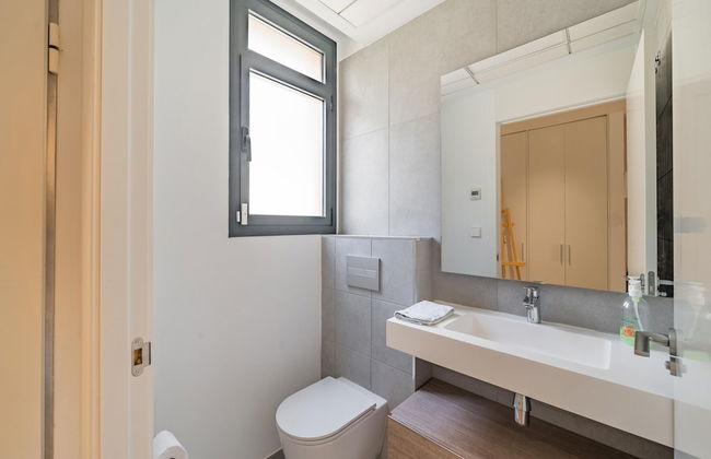 Villajoyosa Home With Shared Pool - Foto 24