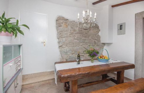 Nice Home In Buzet With Sauna - Photo 32