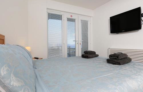 1 At The Beach - Foto 12