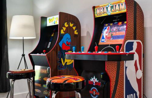 The Gateway - 6BED W Two Houses GameRoom & Pool - Photo 160