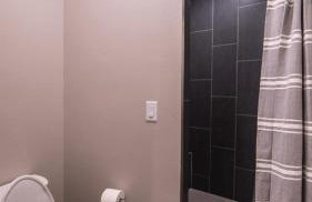 East Cabin- Yellowstone Family Retreat- Sled Hill - Foto 12