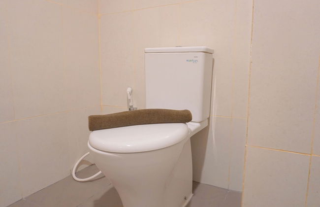 Homey Studio LRT City Jatibening Apartment - Photo 15