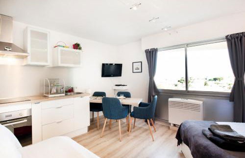 Escapade Bordeaux, tram et supermarché au pied - Foto 2