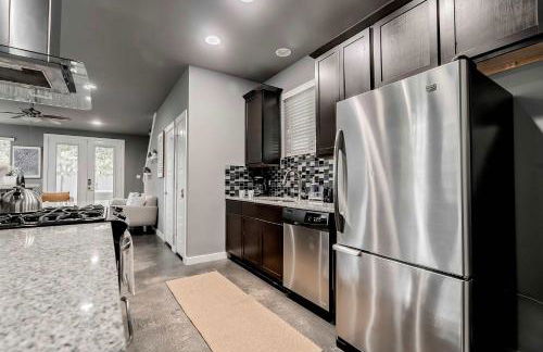 Hot Tub Deck BBQ Grill Patio Dog Friendly - Foto 16