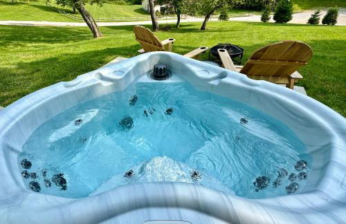 Romantic King Bed, Heart Shaped Hot Tub, Fire Pit - Foto 7