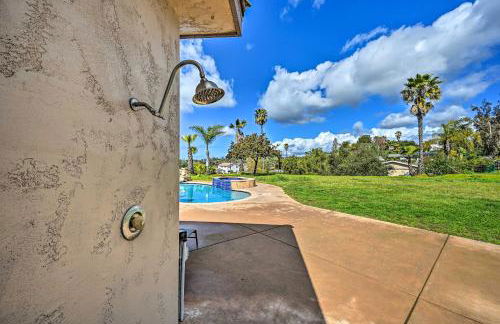 Luxe Vista Getaway with Private Pool and Hot Tub! - Foto 40