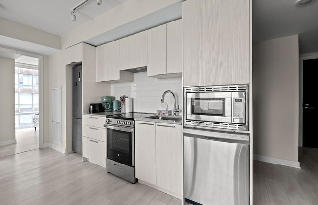 Teahouse Condos in Downtown Toronto - Photo 29