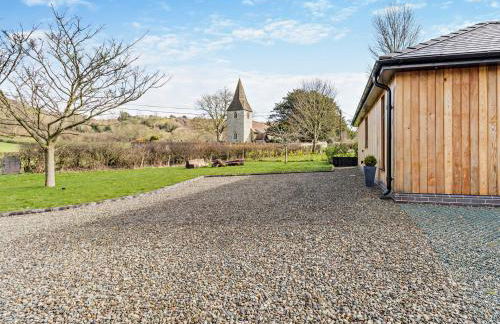 2 Bed in Heyope 94203 - Photo 23