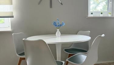 Highfield 2 rooms Apartment - Foto 5