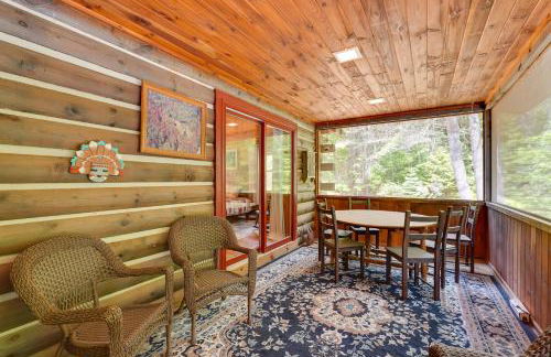 A-Frame Log Home with Game Room Near Lake George! - Foto 29